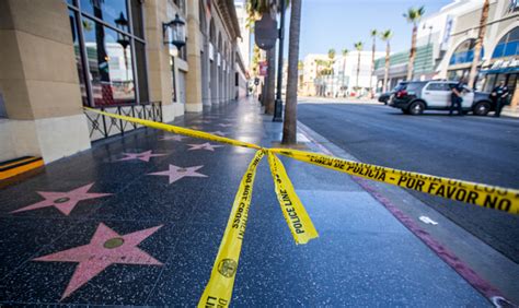 Man shot in the head on Hollywood Walk of Fame, suspects at large
